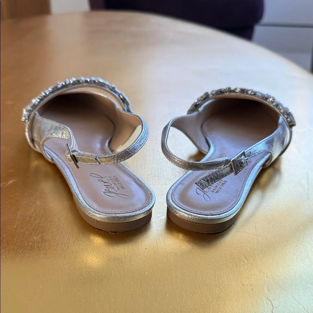 Jewel Badgley Mischka Silver Pointed Toe Jeweled Slingback Flats